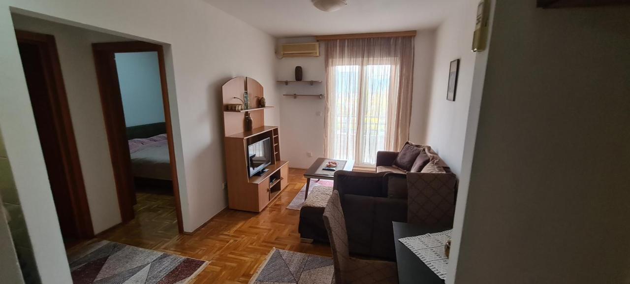 Apartman Velimir Stari Aerodrom Подгорица Экстерьер фото