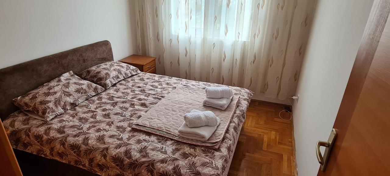Apartman Velimir Stari Aerodrom Подгорица Экстерьер фото